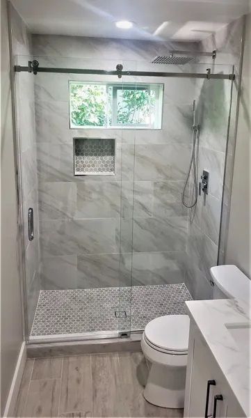 Small Bathrooms Decor, Small Bathroom Lighting Over Mirror, Small Bathroom Cabinets, Small Bathroom Storage Cabinet, Small Bathroom Mirrors, Tiny Bathroom Ideas, Small Bathroom Renovations, Shower Glass, Bathroom Remodel Pictures