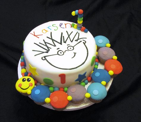 Baby Einstein Birthday Cake-love the 1!! Physics Cake, Baby Einstein Party, Caterpillar Cake, Face Cake, Eat Cupcakes, Baby Einstein, Childrens Birthday Cakes, Novelty Cakes, Birthday Party Cake