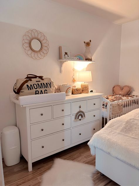 Nursery In Main Bedroom Ideas, Nursery Corner Ideas In Parents Room, Small Corner Nursery Master Bedrooms, Nursery Ideas For Small Spaces, Small Couple Room Ideas Bedrooms, Bedroom With Baby Sharing Ideas, Bedroom And Nursery Combo, Baby Corner In Parents Room, Nursery Corner In Parents Room