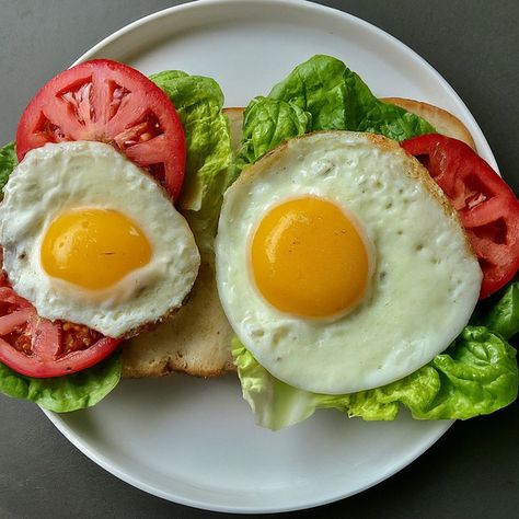 Breakfast Fried Egg Sandwich Recipe - Instacart Fried Egg Sandwich Recipe, Egg Sandwich Recipe, Fried Egg Sandwich, Fried Breakfast, Egg Sandwich, Egg Sandwiches, Sandwich Recipe, Ripe Tomatoes, Sandwich Recipes