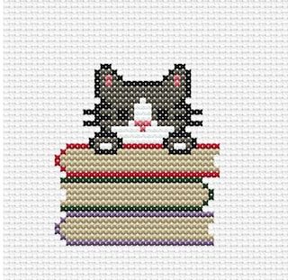 luzatolye - Etsy Канада Grey Cat Cross Stitch, One Colour Cross Stitch Patterns, Cross Stitch Library, Bookmarks Cross Stitch Pattern, Bookish Cross Stitch Patterns, Cat Bookmark Cross Stitch, Small Cat Cross Stitch Pattern, Peanuts Cross Stitch Patterns, Bookish Cross Stitch