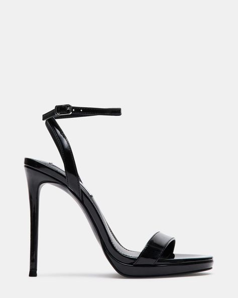 Black Open Toed Heels, Classy Platform Heels, Heels For Black Dress, Black Heels Aesthetic, Black Heels Classy, Classy Black Heels, Concert Outfit Black Women, Concert Outfit Black, Black Heels Prom