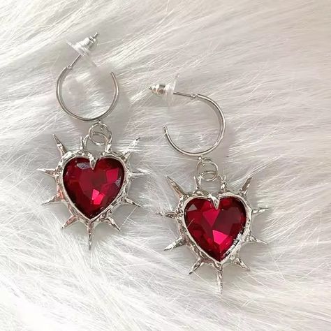 Dr Jewelry, Korean Fashion Grunge, Earring Korean, Y2k Earrings, Goth Accessories, Grunge Jewelry, Goth Earrings, Heart Earring, Y2k Jewelry