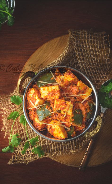 Paneer Photography, Karahi Paneer, Indian Cookbook, Indian Foods, Fried Fish Recipes, Indian Kitchen, India Food, Chutney Recipes, Indian Spices