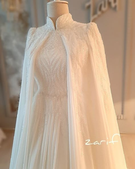 Abaya Wedding Dress, Wedding Dresses Fit, Khimar Hijab, Wedding Fits, Baju Kahwin, Nikah Outfit, Muslimah Wedding Dress, Muslimah Wedding, Bride Dress Simple