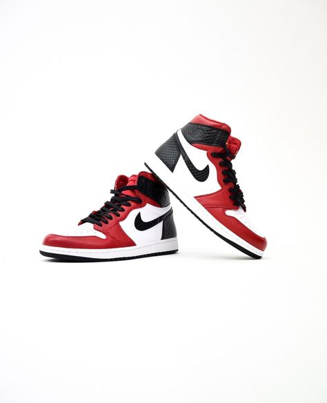 There’s no denying that the Nike Dunk, both high and low, is on track to become the hottest sneaker of the year — again. Known for its relatively thick silhouette and coveted colorways, the iconic shoe has undoubtedly made its way into the hearts of sneaker lovers. Quickly becoming a popular style across the board, even for those outside of the sneaker community. #sneakers #nike #adidas #airmax #hotSneakers #shoes #sneakers #nikeshoes #sneakersfashion # sneaker #nike #sneakeroutfit #whitesneaker Shoes Poster Design Ideas, Air Jordans 1 Low, Air Jordans 1 Mid, Nike Shoes Photo, Shoes Images, Shoes Poster, Jordans Retro, Shoe Poster, Sneaker Nike