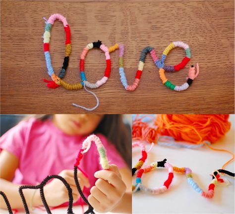 wrap yarn around pipe cleaners to make yarn letters Yarn Letters, Yarn Crafts For Kids, Easy Yarn Crafts, Mini Diy, Pipe Cleaner Crafts, Pipe Cleaners, Craft Club, Color Crafts, Wool Crafts