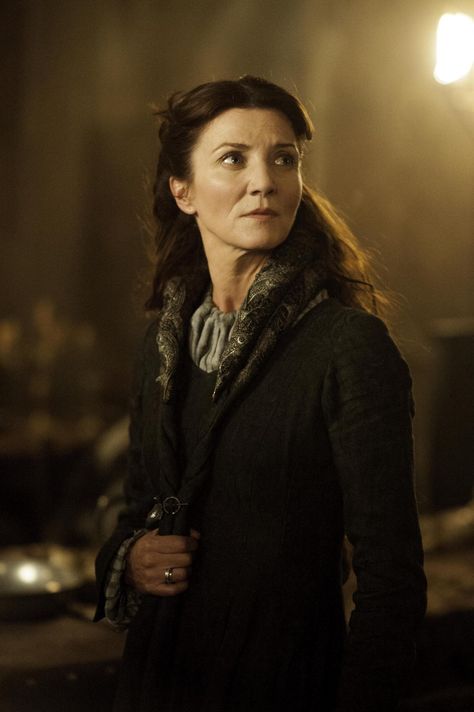 i wish to give actor michelle fairley all the proper due and respect for what she brought to the role of catelyn. her work in 3.09 was especially fantastic.  ...all the emmys, please. Catlyn Stark, Lord Eddard Stark, Michelle Fairley, Catelyn Stark, Bran Stark, Game Of Thrones Tv, Got Characters, The North Remembers, The Heir