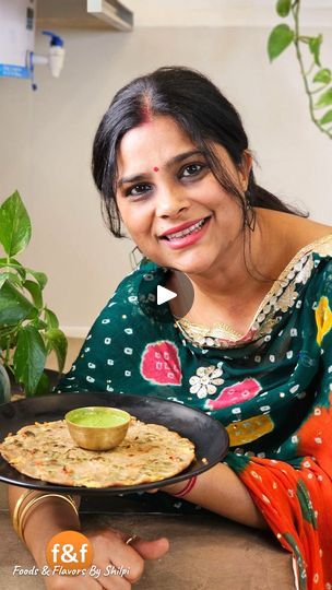 Kachori Chaat, Began Ka Bharta Recipe, Upvas Ka Khana, Chhole Bhature Recipe, Vrat Ka Khana Indian Snacks, Fresh Bread, Best Foods, Sandwiches, Bread