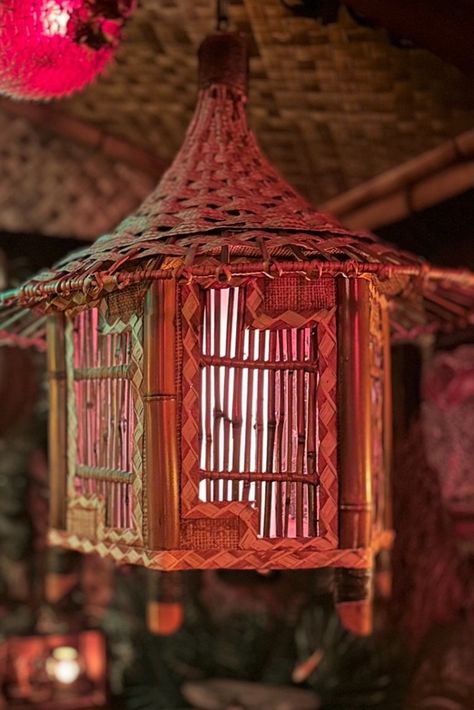 Sea and Jungle/Oceanic Arts lamp trade? - Tiki Marketplace - Tiki Central Tiki Bar Lighting, Tiki Backyard Ideas, Tiki Bathroom, Dispensary Ideas, Disney Architecture, Tiki Patio, Tiki Lamp, Tiki House, Tiki Garden