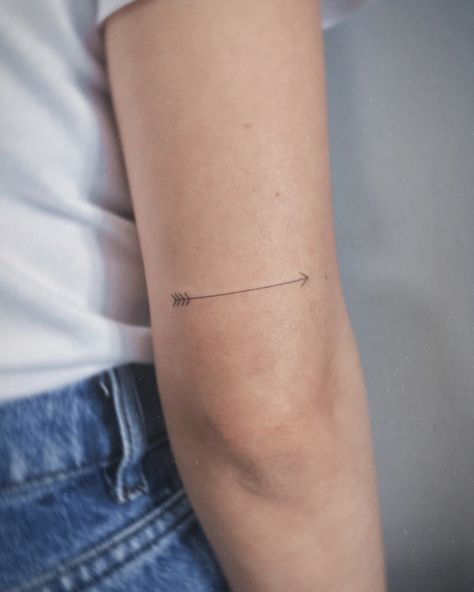 Small Arrow Tattoos For Women, Tiny Arrow Tattoo, Friendship Arrow Tattoo, Tattoos Change, Simple Arrow Tattoo, Arrow Tattoos For Women, Small Arrow Tattoos, Minimalist Tattoo Meaning, Arrow Tattoo Design