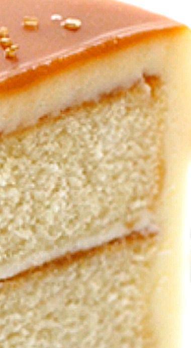 Honey Butter Cake Recipe, Honey Cream Cake, Honey Frosting Recipe, Honey Based Desserts, Honey Butter Cake, Honeycakes Recipe, Honey Pastry Cream, Honey Flavored Cake, Honey Cake Filling