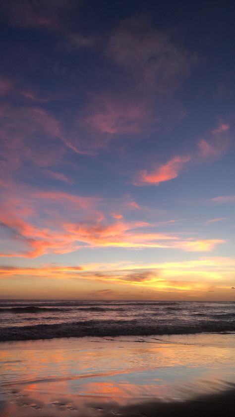 Parangtritis Beach, Sky Aesthetic, Celestial Bodies