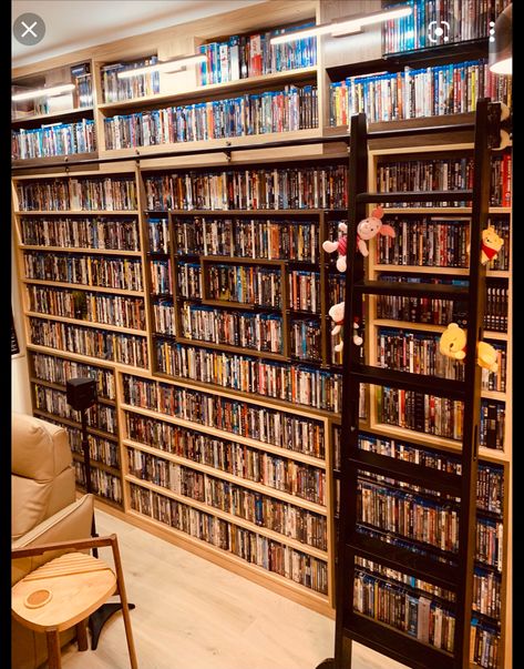 Movie Storage, Diy Dvd Storage, Dvd Display, Dvd Organization, Movie Library, Small Home Theaters, Horror Room, Cd Dvd Storage, Music Storage