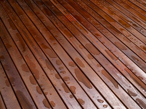 Mahogany Decking Cedar Deck Stain, Exterior Wood Stain Colors, Best Deck Stain, Cheap Hardwood Floors, Diy Hardwood Floors, Deck Stain Colors, Decking Oil, Mahogany Decking, Deck Stain