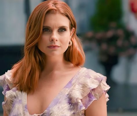 Joanna Garcia Swisher Hair, Joanna Garcia Swisher, Joanna Garcia, Sweet Magnolias, Sweet Magnolia, Hair Life, Classy Women, Red Hair, Magnolia