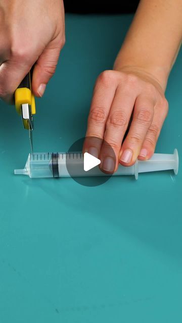 5-Minute Crafts on Instagram: "Easy way to make canapes!  #5minutecrafts #diytools #kitchengadgets #snackideas #cookinghacks" Canapes Ideas Easy, Canapes Ideas, Best Canapes, Easy Canapes, Reception Buffet, Canapes Recipes, Coca Cola Can, 5 Min Crafts, Catering Ideas