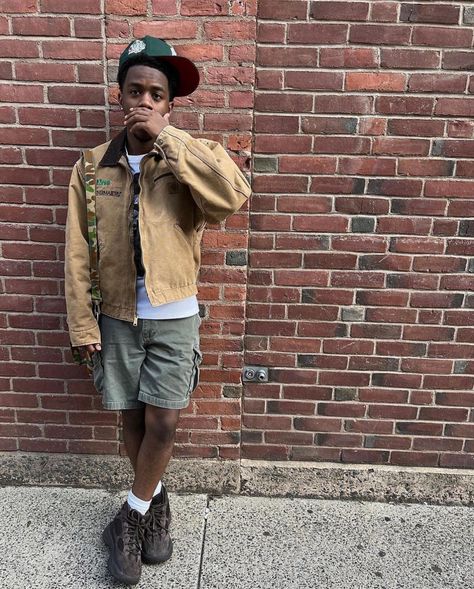 Salt Yeezy Boots Outfit, Boys Designer Outfits, Yeezy Desert Boots Outfit Men, Yeezy Boot Outfit, Men’s Thrifted Fashion, Yeezy 700 Outfit Men, Yeezy Outfit Men, Yeezy Boots Outfit Men, Yeezy Desert Boots Outfit