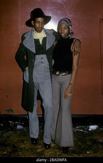 Fashionable dressed couple at soul dance New York 1970s African American fashion 1973 Stock Photo Black 70s Fashion, 70s Black Fashion, Black 70s, 70’s Style, Black Glamour, 70s Inspired Fashion, 70s Aesthetic, Vintage Black Glamour, 70’s Fashion