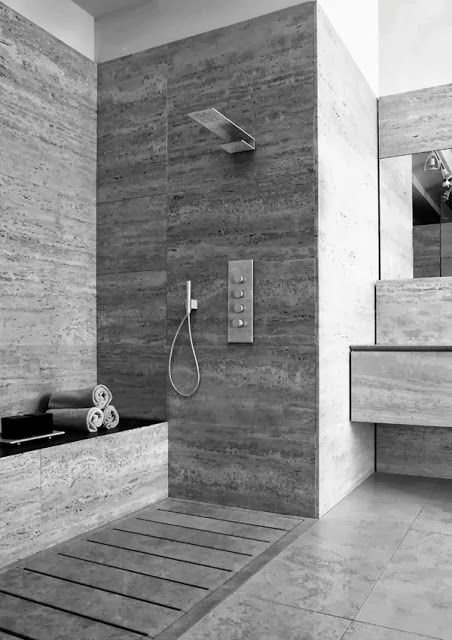 reforma baño con zona de ducha abierta con banco, acabados de mármol. Showers Modern, Best Rain Shower Head, Travertine Bathroom, Open Showers, Walk In Showers, Waterfall Shower, Shower Panel, Stone Bathroom, Shower Walls