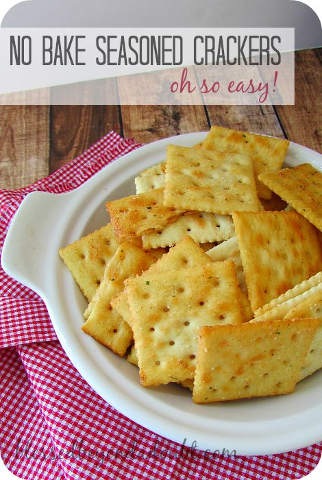 Saltine Crackers Snacks, Spicy Mini Saltine Crackers, Mini Crackers With Ranch, Saltine Cracker Recipes Seasoned Baked, Ranch Mini Saltines, Firecracker Crackers Mini Saltines, Mini Saltines Recipes, Mini Crackers Recipe, Flavored Saltine Crackers