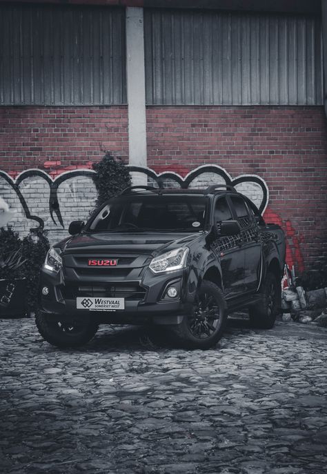 The brand new BLACK-ON-BLACK Isuzu X-RIDER. BLACK BETTY - Full project here: https://www.behance.net/gallery/119145875/2021-ISUZU-X-RIDER D Max Isuzu, Isuzu Dmax 4x4, Black Rider, Family Cars, Nikon D3200, Shiva Pics, Black Betty, Isuzu D Max, Bugatti Cars