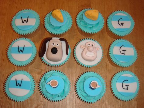 awesome website for creative cupcake decorations Cupcake Decorations, Creative Cupcakes, Themed Cupcakes, Creative Cakes, Cupcakes Decoration, Cupcake, Baking, Cake