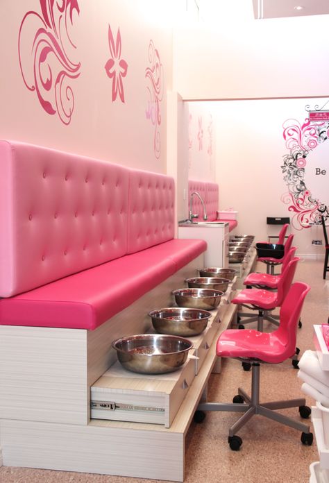 Kids Beauty Salon, Mother's Day Event, Kids Manicure, Girl Salon, Magic Princess, Express Nails, Kids Salon, Tech Room, Baby Spa