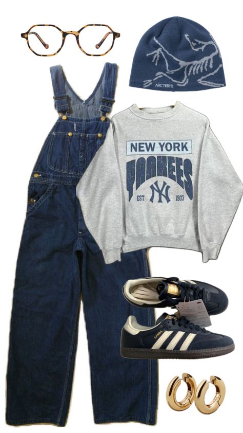 Farmers Market Fall Outfit, Jade Fox Style, New York Ootd Winter, Artistic Outfit Ideas, Overalls And Hoodie, Tomboy Femme Winter Outfit, Art History Aesthetic Outfits, Collage Summer Outfits, Cute Casual Thanksgiving Outfits