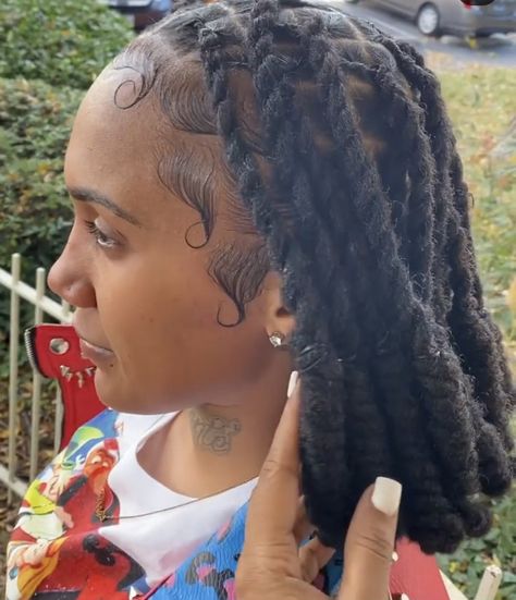 Rass Hairstyles, Loc Twist Styles For Women, Locs On Girls Real Hair, Curled Dreadlocks Black Women, Rope Twist Locs Styles, How To Style Dred Lock, Women With Wicks Locs, Women With Wick Locs, Invisible Locs