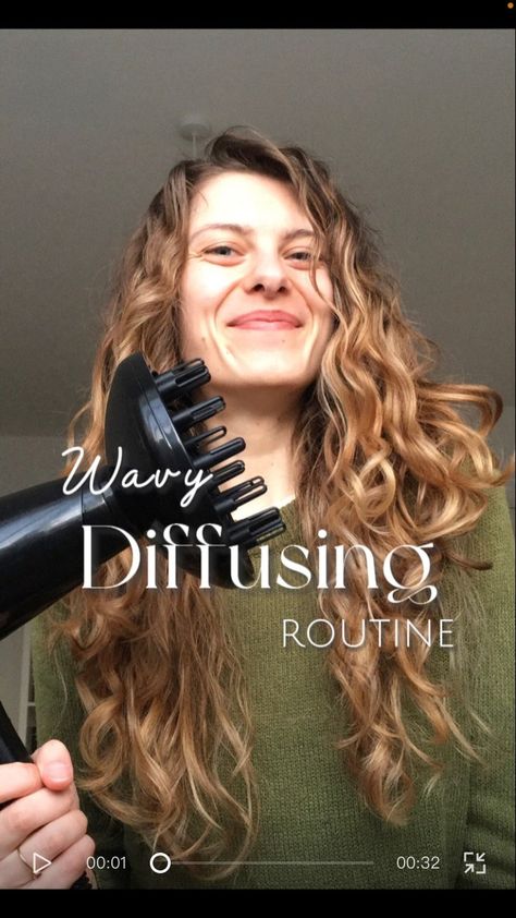 How To Use Difusser Hair, Diffused Hair Styles, How To Comb Wavy Hair, Difussing Hair Tips, How To Diffuse 2b Hair, How To Use Hair Dryer Diffuser, Wavy Hair Routine With Diffuser, How To Properly Diffuse Wavy Hair, How To Diffuse Straight Hair