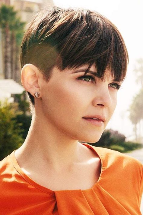 Shaved Side Haircut, One Length Haircuts, Side Haircut, One Length Hair, Ginnifer Goodwin, Super Short Hair, Short Hair Styles For Round Faces, Short Pixie Haircuts, Hairstyles For Round Faces