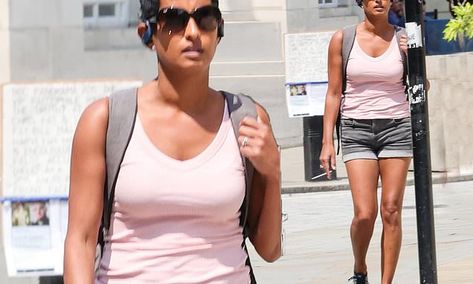 BBC Breakfast\'s Naga Munchetty in flashes her legs in denim shorts Naga Munchetty, Bbc, Denim Shorts