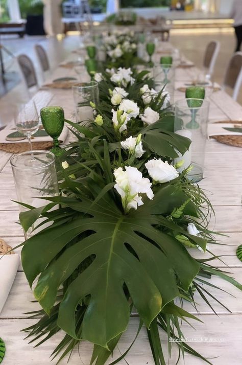 Monstera Leaf Wedding Table Decor, Greenery Party Decorations, Water Lily Wedding Decorations, Green Tropical Centerpiece, Tropical Backdrop Wedding, Monstera Arrangement, Simple Tropical Centerpieces, Frangipani Wedding, Wedding Table Deco