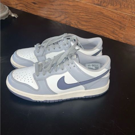 Only Wore Once, They Were Too Small. They Are A Size 5.5 In Big Kids And A Size 7 In Women’s And Everything’s Clean And Brand New. (Comes With The Box) Shoe List, Nike Shoes Blue, Pretty Shoes Sneakers, Birthday Stuff, Shoe Inspo, Navy Grey, Birthday List, Swag Shoes, White Nike