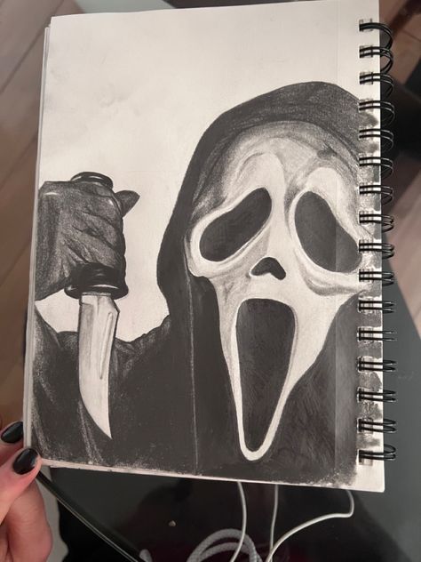 Ghostface Pencil Drawing, Horror Movies Sketch, Goast Face Drawing, How To Draw Screaming Face, Ghostface Drawing Cute, Drawings Of Ghost Face, Drawing Ideas Movies, How To Draw Ghost Face, Scream Art Drawing