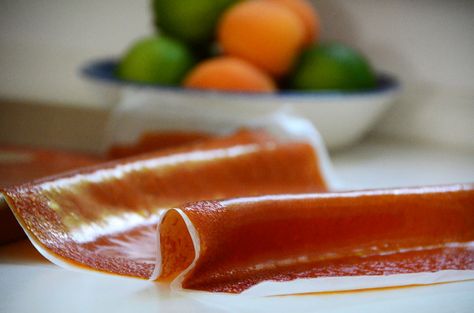 Homemade Apricot-Lime Fruit Leather Apricot Fruit Leather Recipe, Fruit Roll Ups Homemade, Fruit Rollups, Healthy Fruit Dip, Homemade Fruit Leather, Homemade Fruit Snacks, Fruit Leather Recipe, Lime Fruit, Fruit Diy