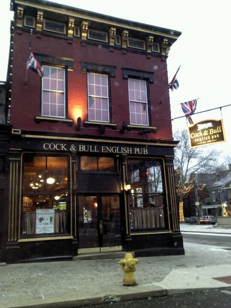 Pub Exterior, English Cafe, English Pub, Storefront Signs, Pub Design, Town Building, Storefront Design, British Pub, Old Pub