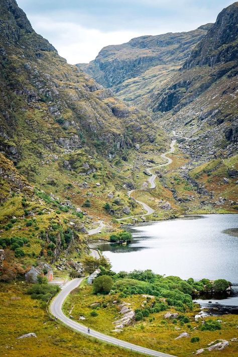 Gap Of Dunloe, Killarney National Park, Driving In Ireland, Killarney Ireland, Ireland Road Trip, Ireland Travel Guide, Visit Ireland, Killarney, Car Driving