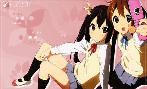 Azusa Yui selfie best friends from K-ON Azusa Yui, 2000s Art, Charmmy Kitty, Moe Anime, K On, Cute Laptop Wallpaper, Cute Headers, Mac Wallpaper, Tablet Wallpaper