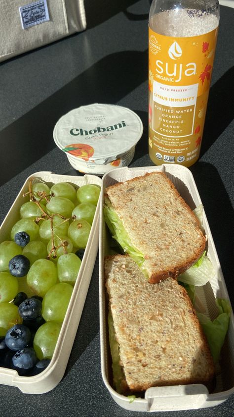 Healthy lunch| School| Lunch ideas Health Lunch For School, Low Cal Lunch Ideas For School, Lunch Ideas Healthy School, Ed Snack Ideas, Lunch Ideas No Bread, Healthy Food Ideas School, Healthy Lunch School, That Girl Lunch, Lunch Boxes Ideas