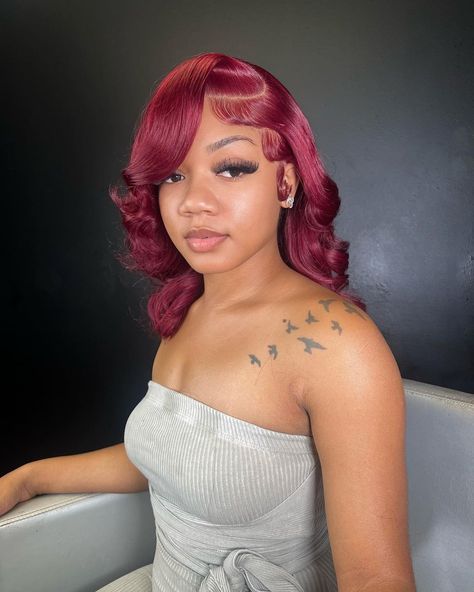 Burgundy Bang Wig Black Women, Coloured Wig Black Women, Red Curly Bob Black Women, Red Side Part Bob, Burgundy Bob Black Women, Colourful Wigs, Short Burgundy Hair, Short Wig Styles, Burgundy Bob