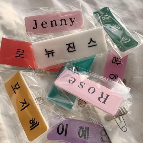 Make your bag, keys, or uniform stand out with these trendy Korean-style name tags! Inspired by traditional Korean school uniform name badges, these custom name tags are perfect for K-pop fans, students, or anyone who loves unique accessories. Personalize it with your name in Korean or English and choose from a variety of vibrant colours and fonts.

#NJZ #Blackpink #Heeseung #ENHYPEN #BTS #SEVENTEEN #NCT #Straykids