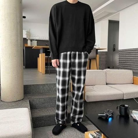 Pajama Outfit Men, Male Pajamas Aesthetic, Mens Pajamas Aesthetic, Comfy Sleeping Outfits, Male Pjs, Male Pajamas, Comfy Korean Outfits, Casual Home Outfits, Pajamas Aesthetic