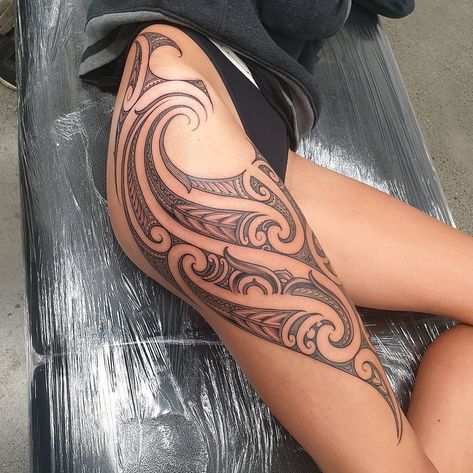 Tamoko Women Maori Tattoos Leg, Maori Tamoko Ankle, Ta Moko Tattoo For Men, Ta Moko Women Arm, Ta Moko Women Thigh, Lace Thigh Tattoos, Polynesian Tattoos Women, Henna Tattoo Designs Hand, Maori Tattoo Designs