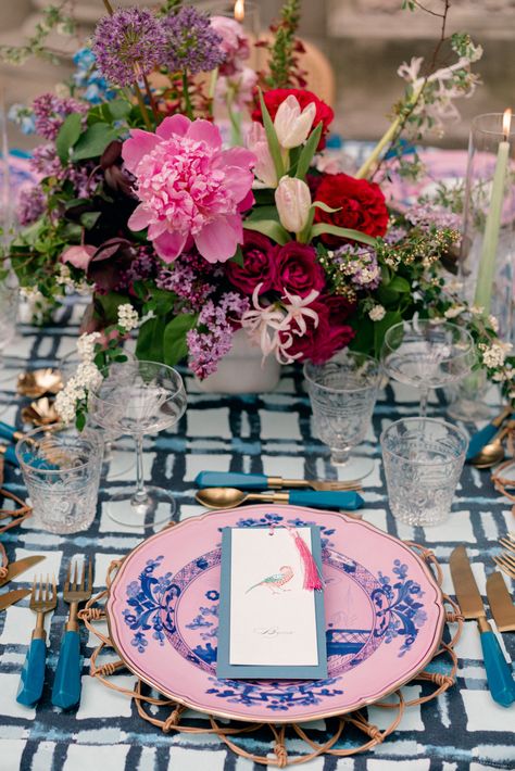 Sophie Felts Maximalist Wedding, Floral Palette, Chinoiserie Wedding, Tablescape Wedding, Centerpieces Floral, Wedding Table Linens, Florist Wedding, Wedding Tablescape, Centerpiece Wedding