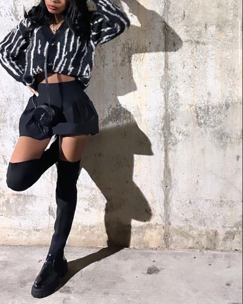 Long Sleeve Birthday Outfit, Black And White Brunch Outfit, Poster Girl Outfit Black Women, Senior Brunch Outfit Ideas Black Women, Senior Brunch, Clueless Outfits, Streetwear Fashion Women, Brunch Outfit, Dressy Outfits