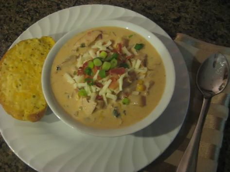 Smoked Goose, Chicken Chowder, Sunday Dinners, Chowder Soup, Chowder Recipe, Soup Dinner, Smoked Chicken, Stuffed Pepper Soup, Chowder Recipes