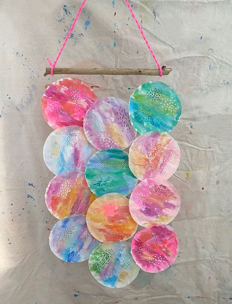 Make a wall hanging from coffee filters and watercolors. Perfect process art activity for any age, preschool to 100! Coffee Filter Wall, Leaf Rubbing, Process Art Preschool, Coffee Filter Art, Poppy Painting, Art Activity, Collaborative Art, Toddler Art, Coffee Filters