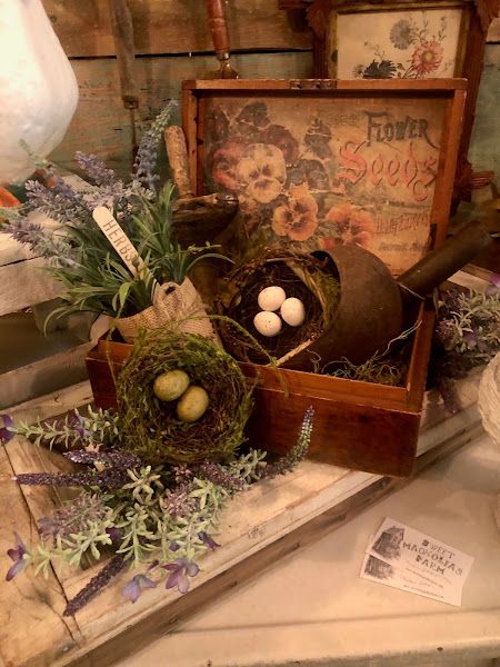 Rustic Spring Decor, Spring Decor Ideas, Antique Booth Displays, Sweet Magnolias, Magnolia Farms, Bird Nests, Sweet Magnolia, Vintage Ideas, Easter Blessings